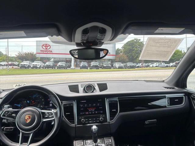 2018 Porsche Macan Base