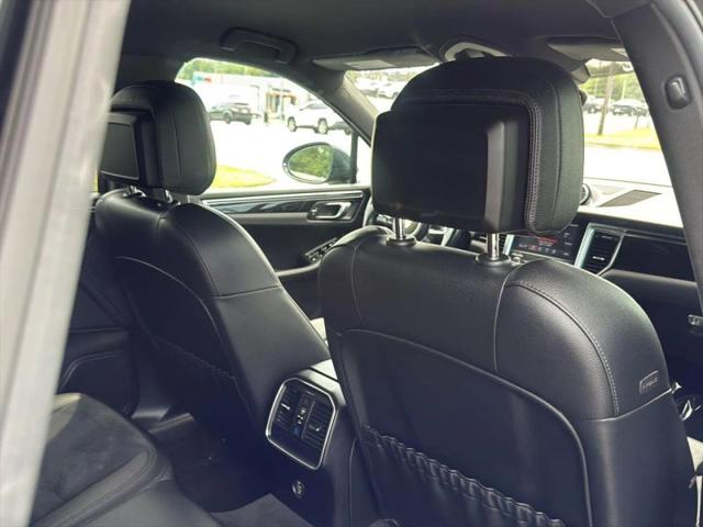 2018 Porsche Macan Base