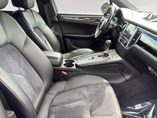 2018 Porsche Macan Base