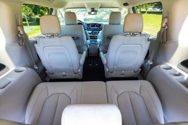 2021 Chrysler Pacifica Touring L