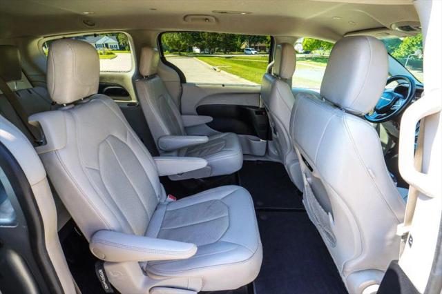 2021 Chrysler Pacifica Touring L