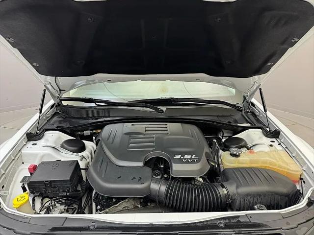 2015 Chrysler 300 Limited