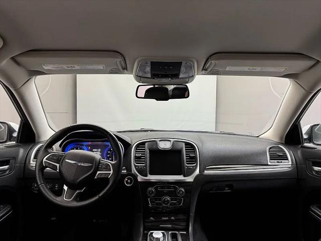 2015 Chrysler 300 Limited