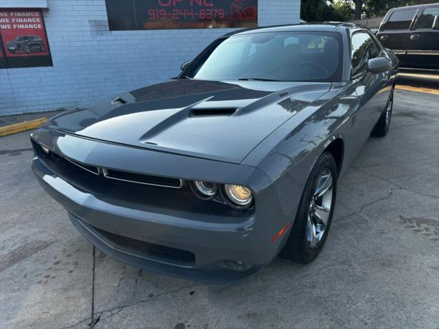 2019 Dodge Challenger SXT