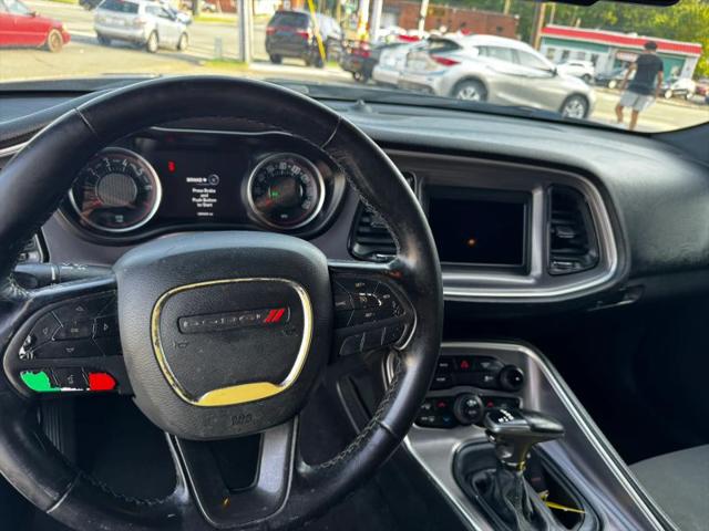 2019 Dodge Challenger SXT