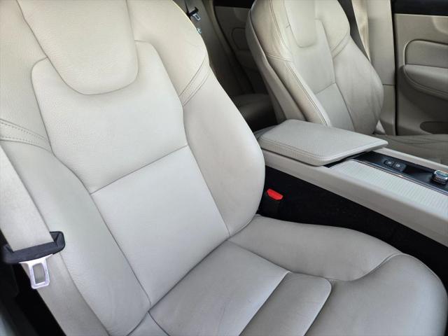 2018 Volvo XC60 T6 Momentum