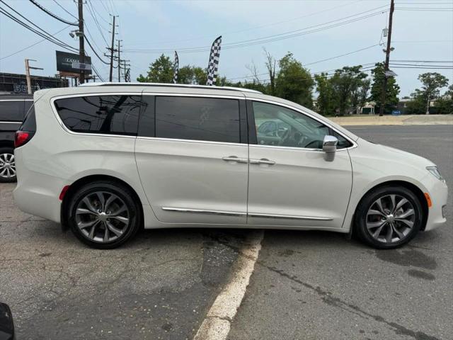 2017 Chrysler Pacifica Limited
