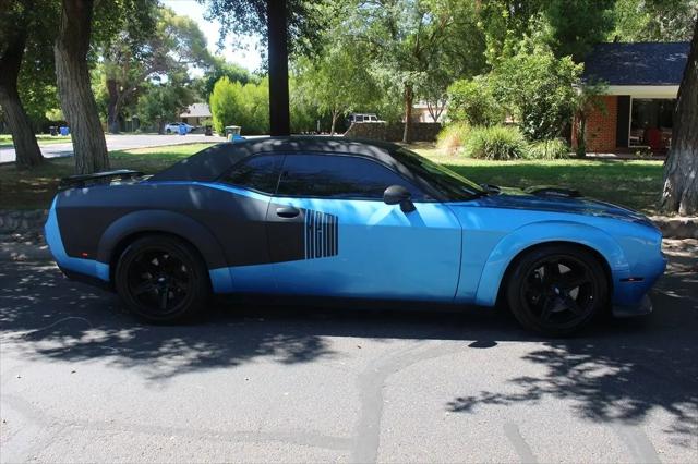 2016 Dodge Challenger 392 Hemi Scat Pack Shaker