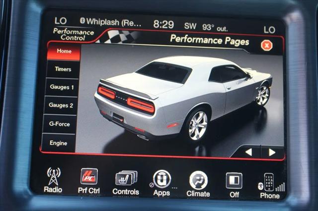2016 Dodge Challenger 392 Hemi Scat Pack Shaker