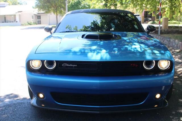 2016 Dodge Challenger 392 Hemi Scat Pack Shaker
