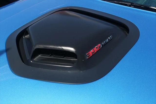 2016 Dodge Challenger 392 Hemi Scat Pack Shaker
