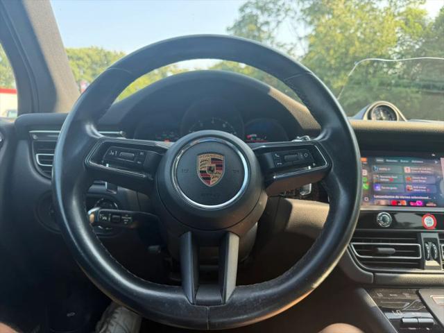 2022 Porsche Macan Base