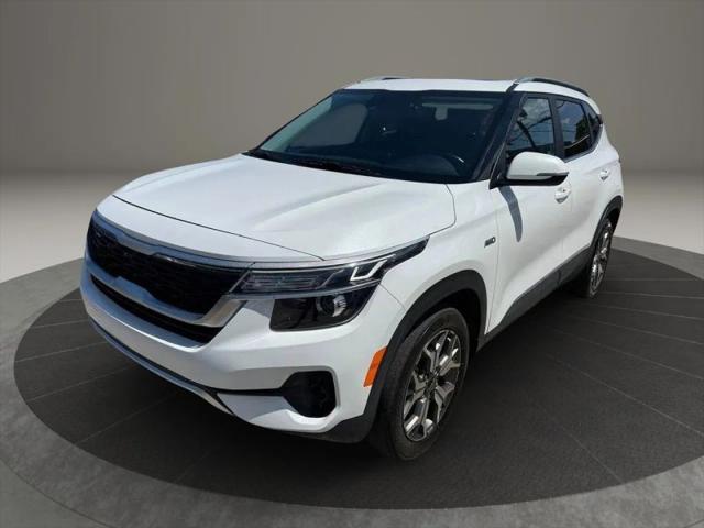 2022 Kia Seltos EX