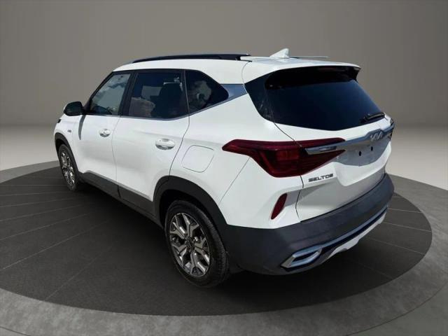 2022 Kia Seltos EX
