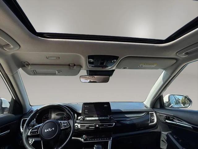 2022 Kia Seltos EX