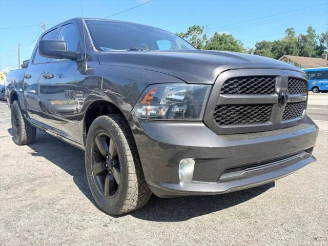 2017 Ram 1500 Express Crew Cab 4x4 57 Box