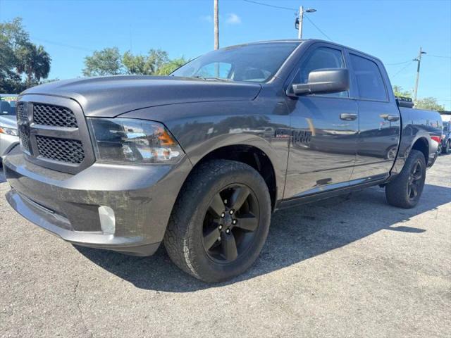 2017 Ram 1500 Express Crew Cab 4x4 57 Box