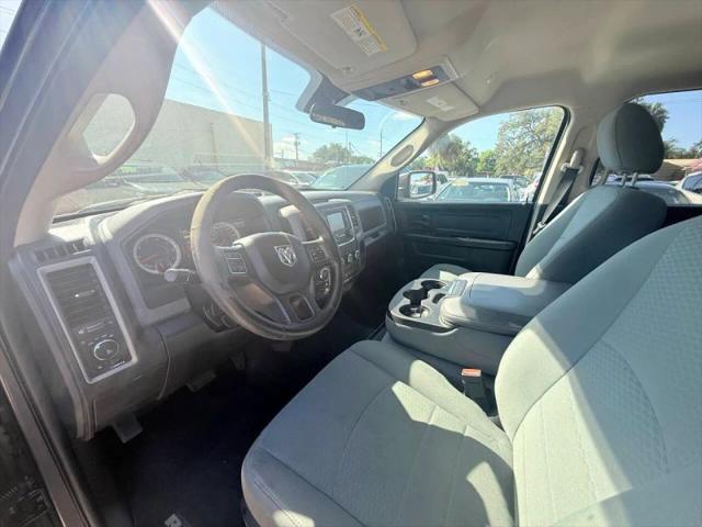 2017 Ram 1500 Express Crew Cab 4x4 57 Box