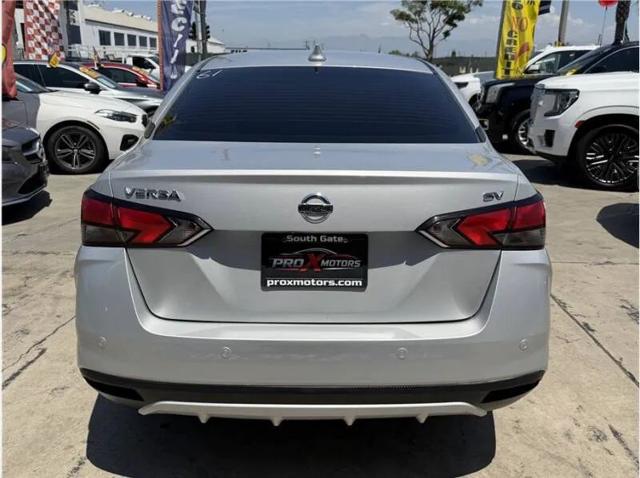2021 Nissan Versa SV Xtronic CVT