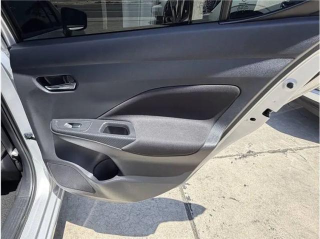 2021 Nissan Versa SV Xtronic CVT