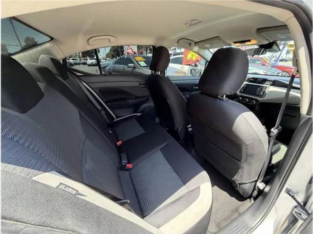 2021 Nissan Versa SV Xtronic CVT