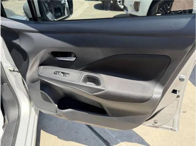 2021 Nissan Versa SV Xtronic CVT