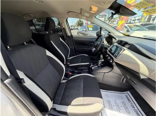 2021 Nissan Versa SV Xtronic CVT