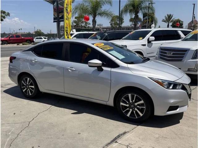 2021 Nissan Versa SV Xtronic CVT