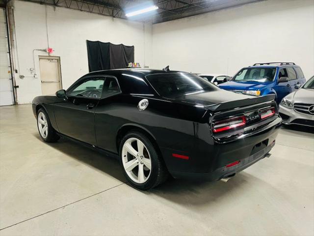 2016 Dodge Challenger SXT Plus