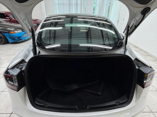 2021 Tesla Model 3 Standard Range Plus Rear-Wheel Drive
