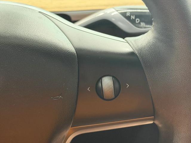 2021 Tesla Model 3 Standard Range Plus Rear-Wheel Drive