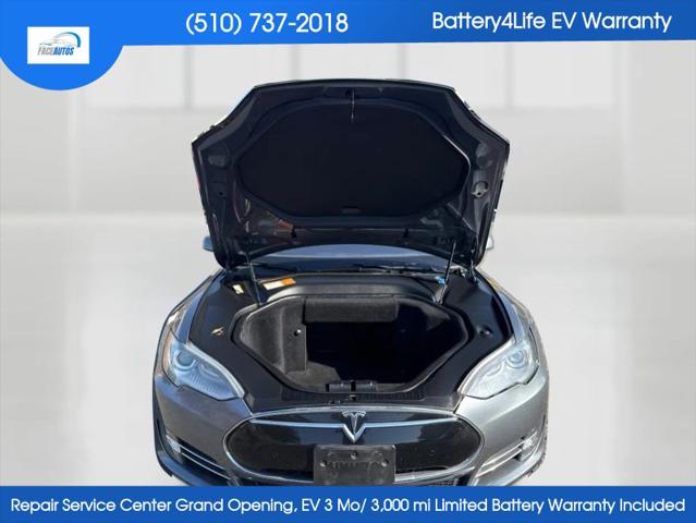 2013 Tesla Model S Performance