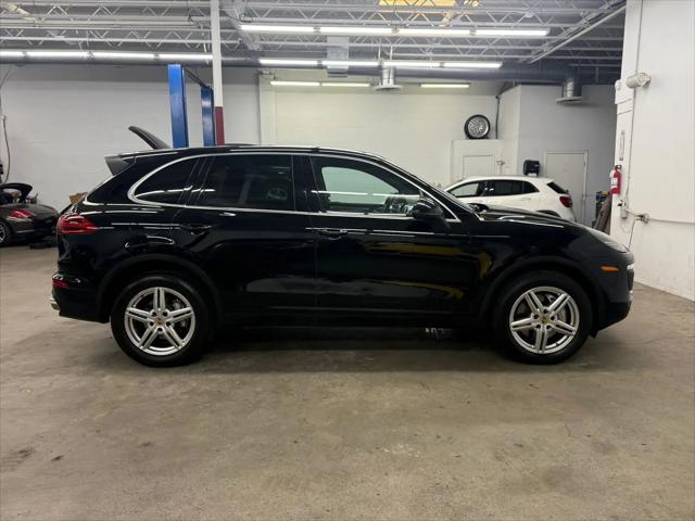2016 Porsche Cayenne S