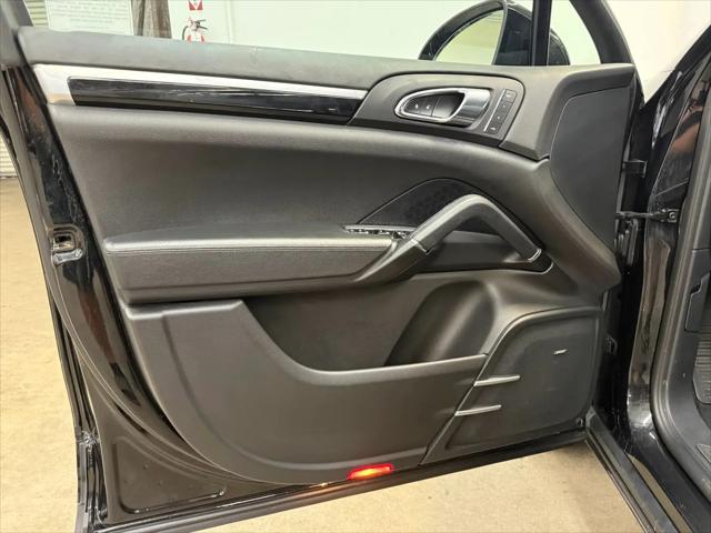 2016 Porsche Cayenne S