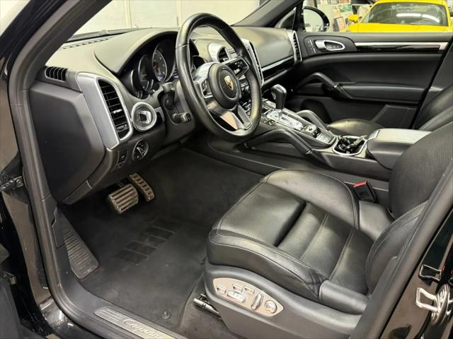 2016 Porsche Cayenne S