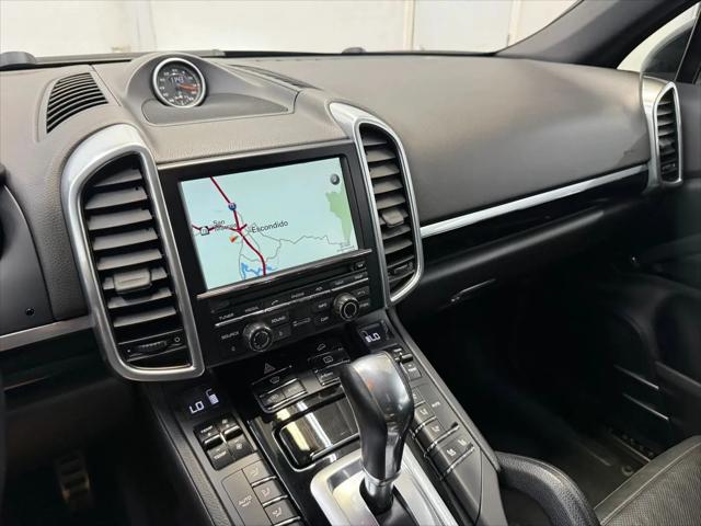2016 Porsche Cayenne S