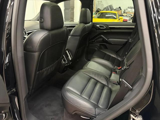 2016 Porsche Cayenne S
