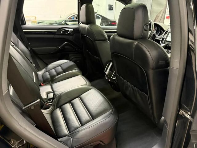 2016 Porsche Cayenne S