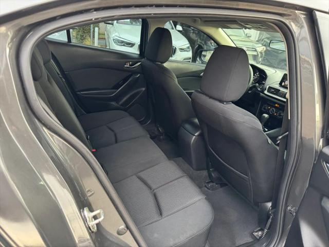2017 Mazda Mazda3 Sport