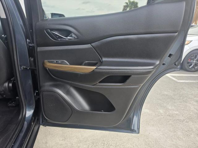 2019 GMC Acadia SLE-2