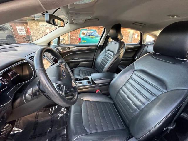 2017 Ford Fusion SE