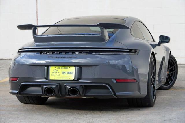 2025 Porsche 911 Carrera 4 GTS