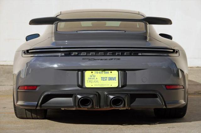 2025 Porsche 911 Carrera 4 GTS