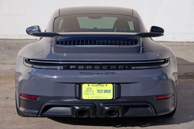 2025 Porsche 911 Carrera 4 GTS
