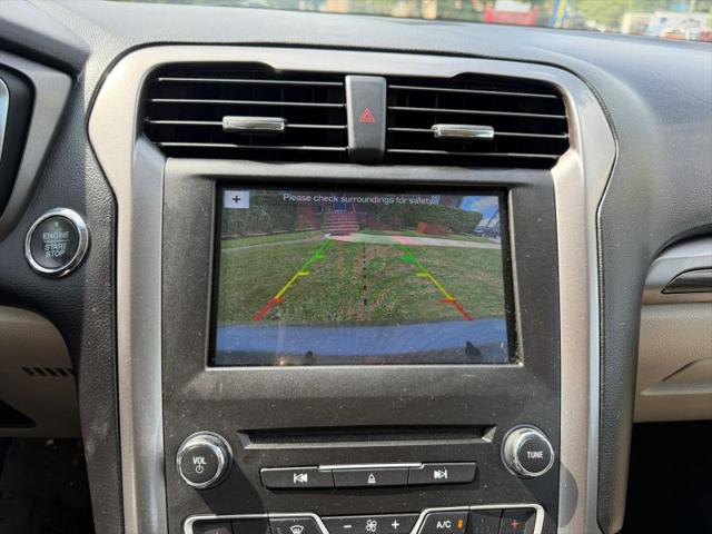 2017 Ford Fusion SE