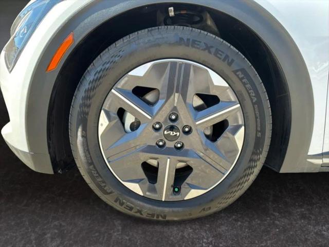 2025 Kia EV6 Light Long Range RWD