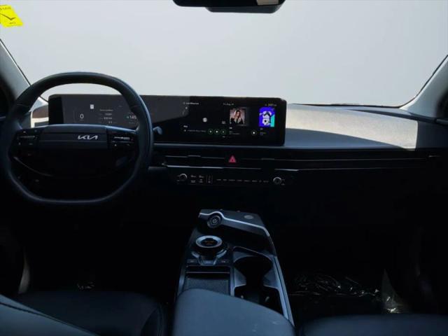 2025 Kia EV6 Light Long Range RWD