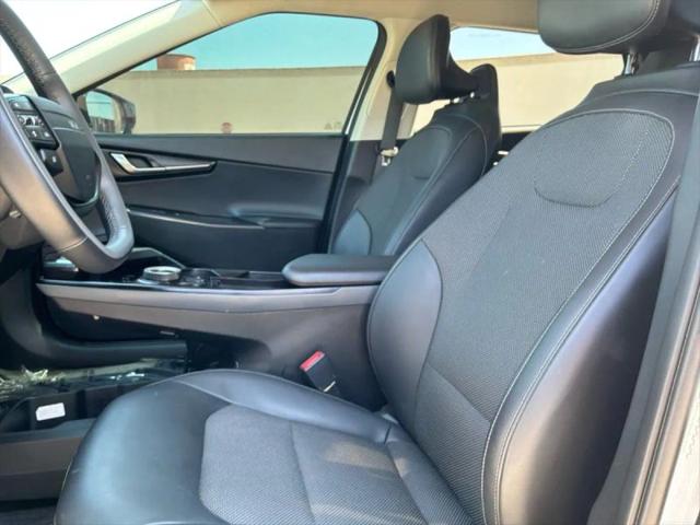 2025 Kia EV6 Light Long Range RWD