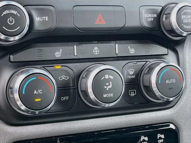 2021 Ram 1500 Big Horn Crew Cab 4x4 5'7" Box