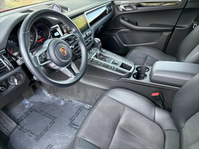 2020 Porsche Macan Macan